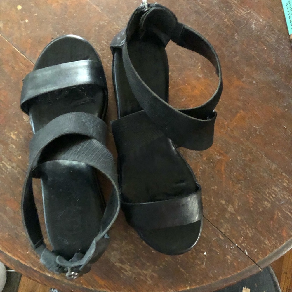 Black Wedge sandals